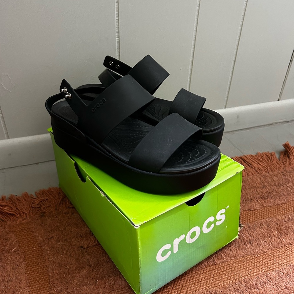 CROCS Black Platform Sandals